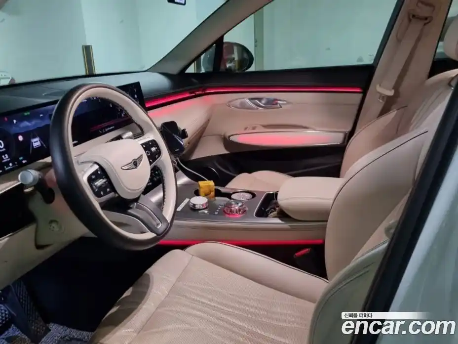 Genesis GV70 2025 2.5 Автомат в Москве № 24809, фото 12