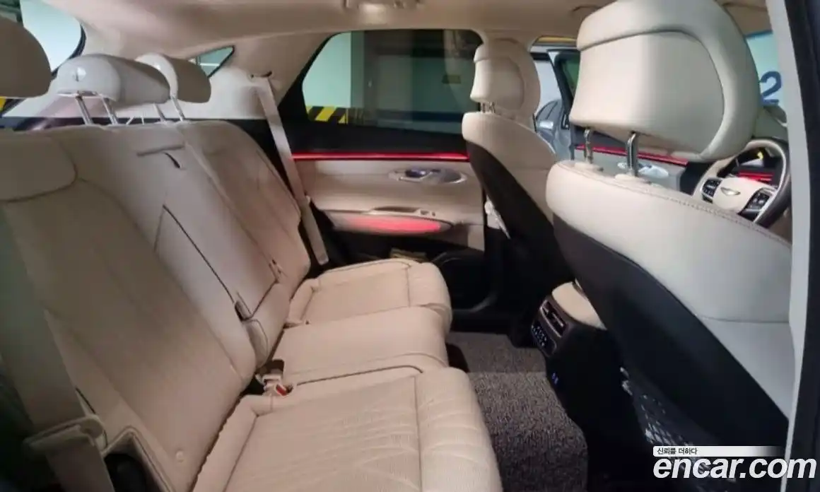 Genesis GV70 2025 2.5 Автомат в Москве № 24809, фото 16