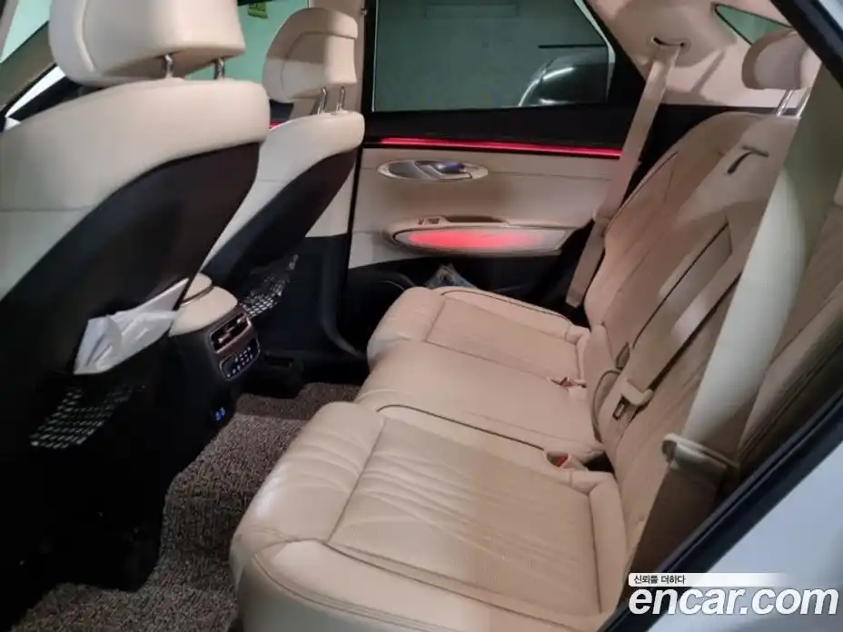 Genesis GV70 2025 2.5 Автомат в Москве № 24809, фото 10