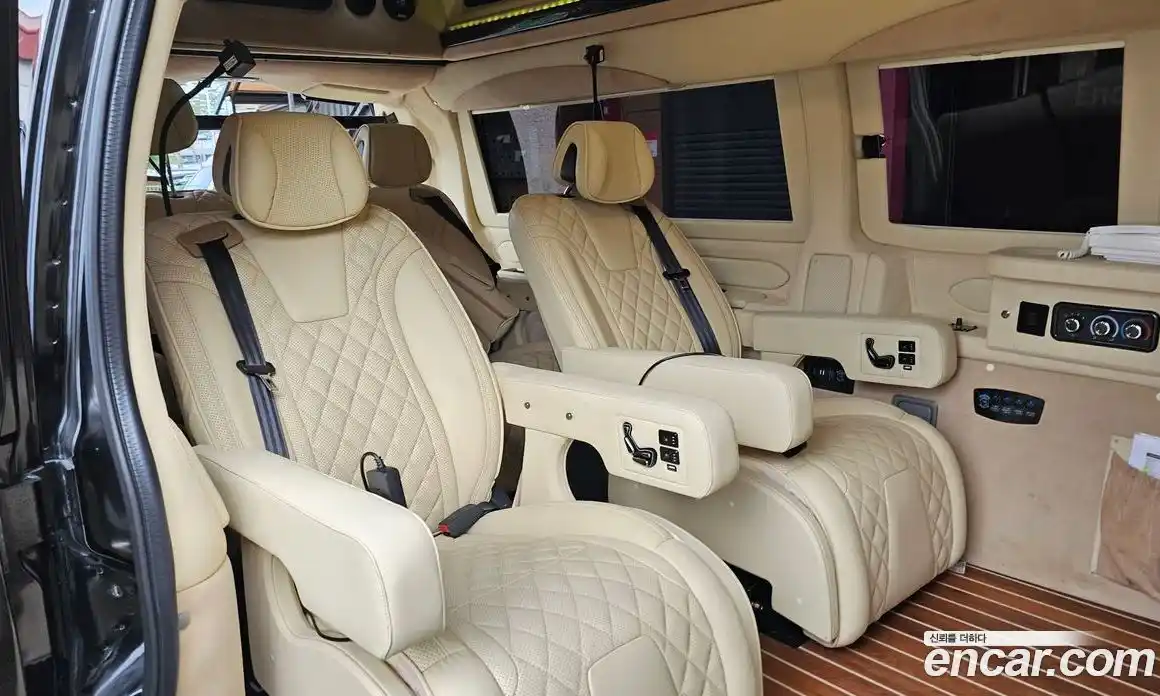 Chevrolet Express Van 2017 6.0 Автомат в Москве № 260298, фото 18