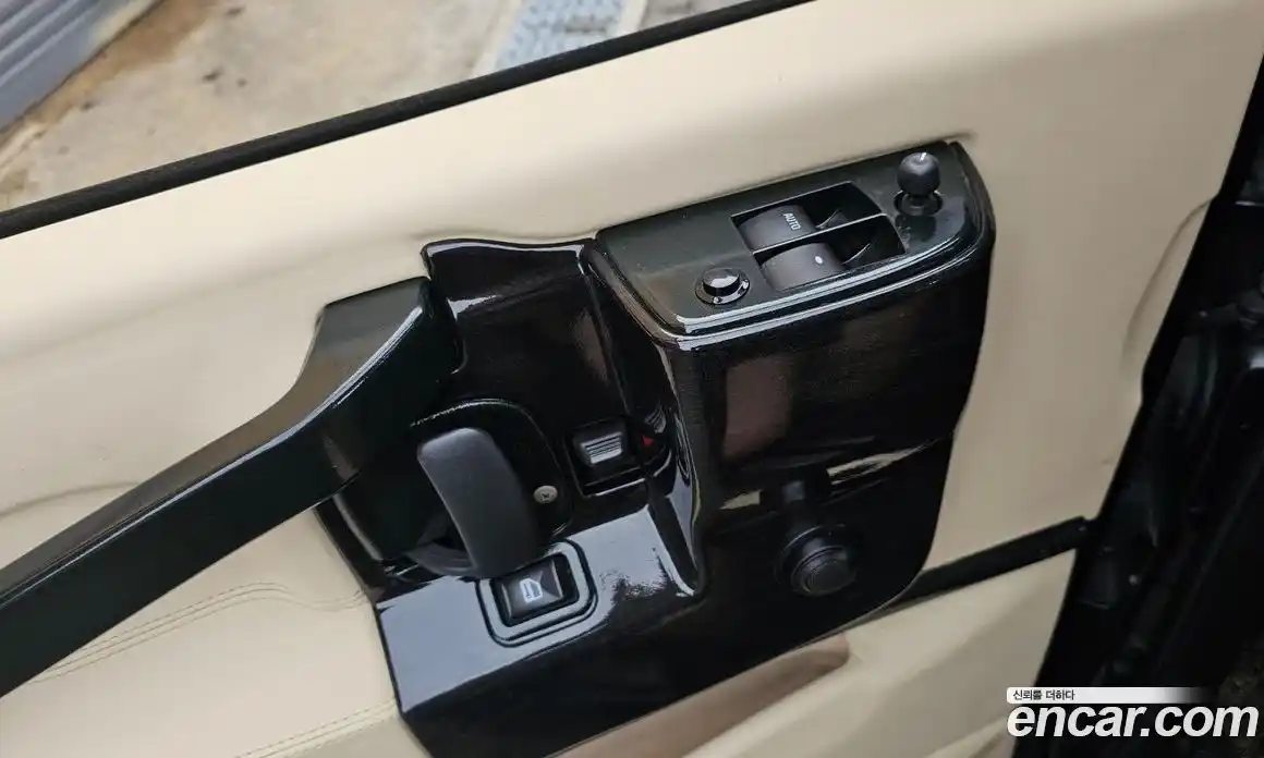 Chevrolet Express Van 2017 6.0 Автомат в Москве № 260298, фото 9