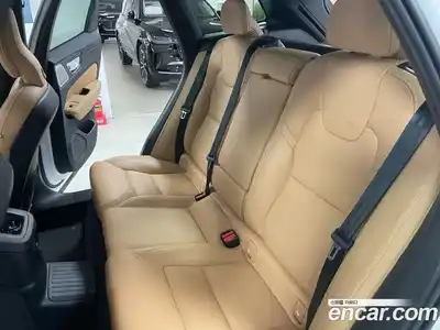 Volvo XC60 2025 2.0 Автомат в Москве № 270070, миниатюра 11