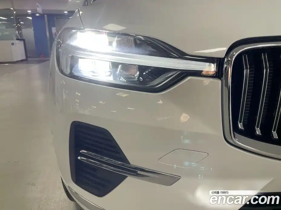 Volvo XC60 2025 2.0 Автомат в Москве № 270070, фото 13