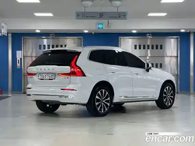 Volvo XC60 2025 2.0 Автомат в Москве № 270070, миниатюра 2