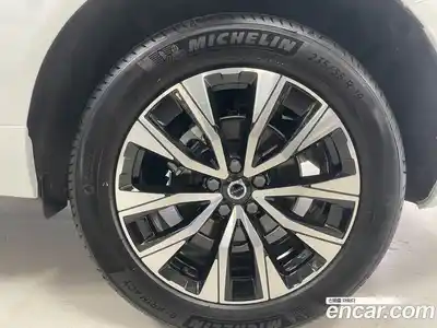 Volvo XC60 2025 2.0 Автомат в Москве № 270070, миниатюра 5
