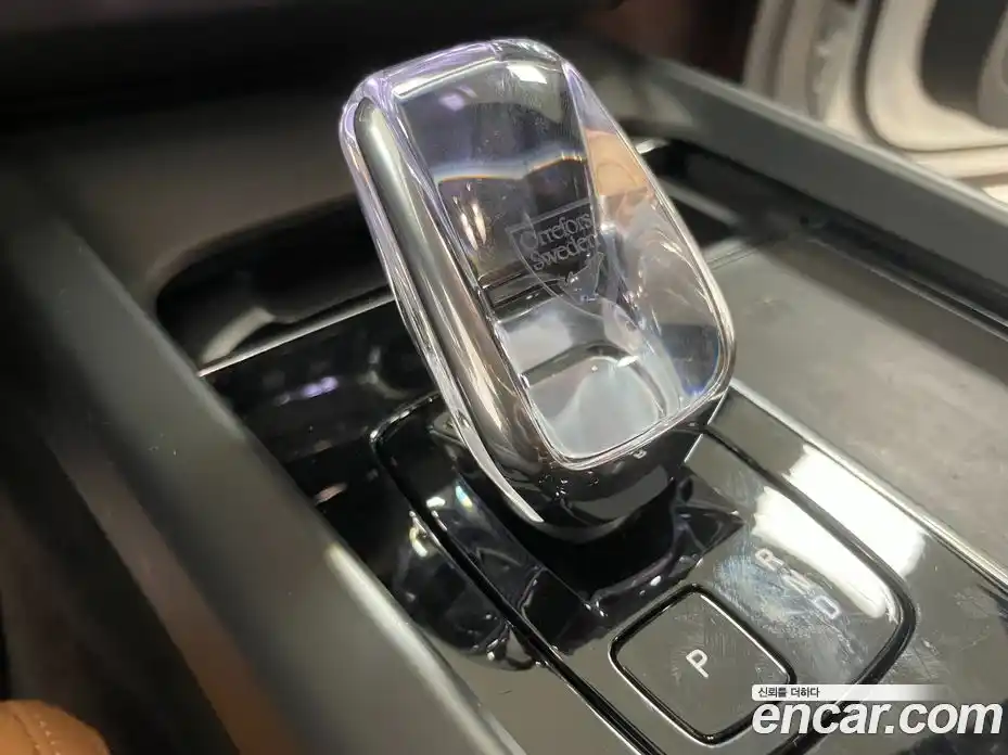 Volvo XC60 2025 2.0 Автомат в Москве № 270070, фото 9