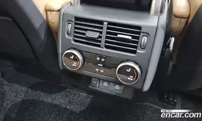 Land Rover Discovery 2025 3.0 Автомат в Москве № 271169, миниатюра 11