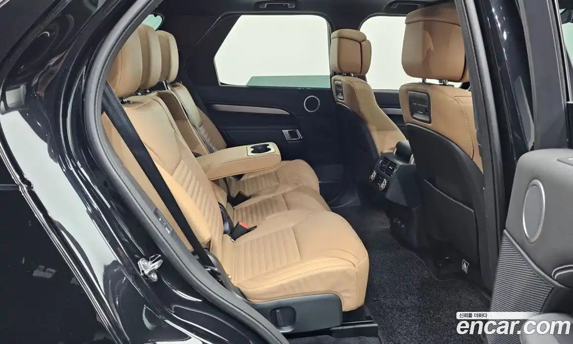 Land Rover Discovery 2025 3.0 Автомат в Москве № 271169, фото 7