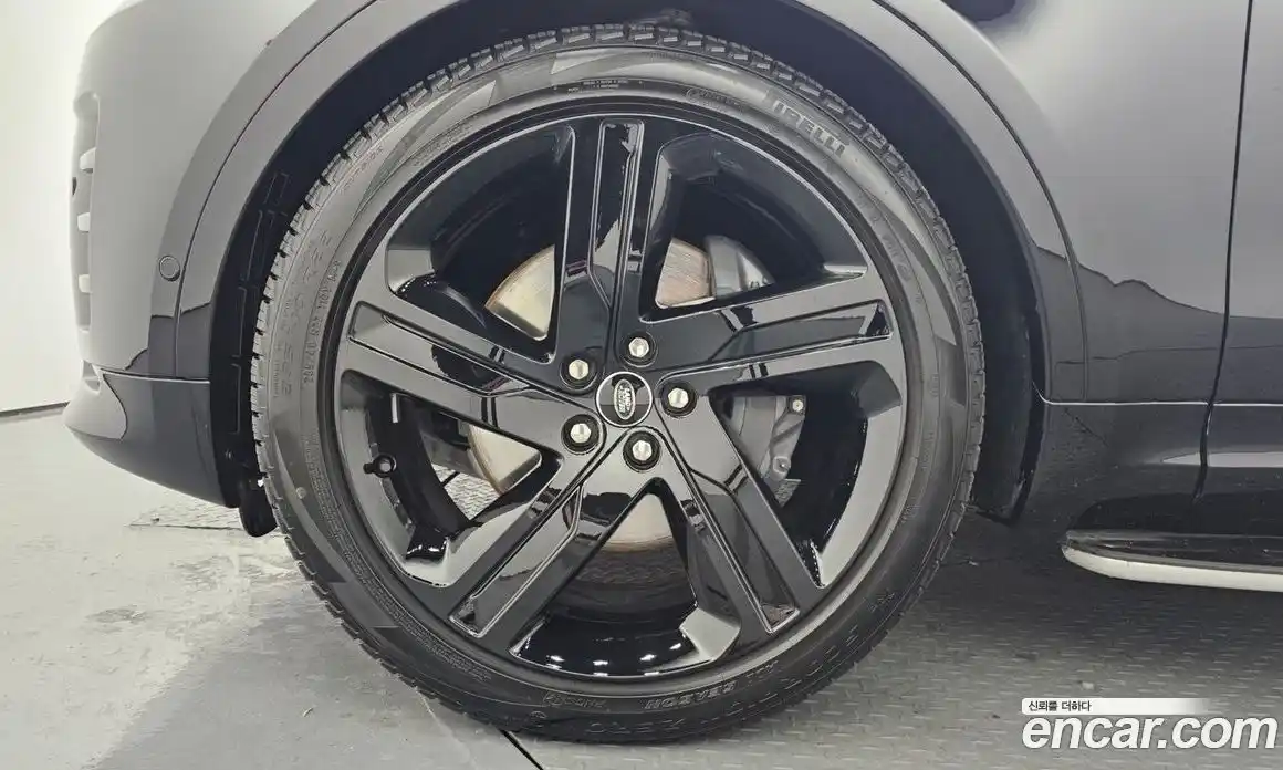 Land Rover Discovery 2025 3.0 Автомат в Москве № 271169, фото 8