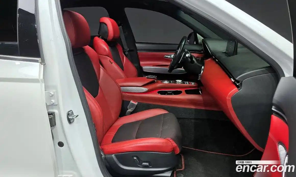 Genesis GV70 2022 2.5 Автомат в Москве № 27901, фото 20