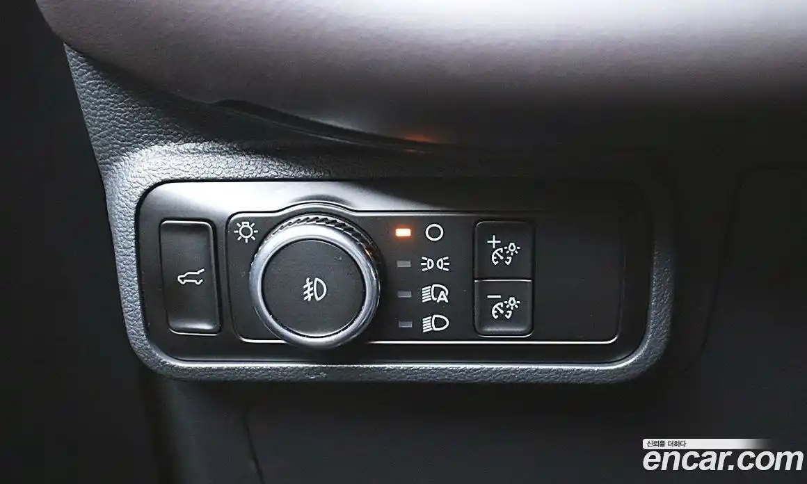 Ford Explorer 2025 2.3 Автомат в Москве № 281774, фото 15