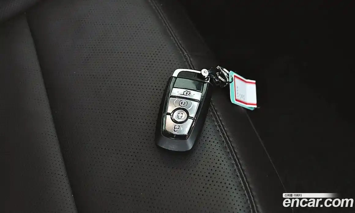 Ford Explorer 2025 2.3 Автомат в Москве № 281774, фото 20