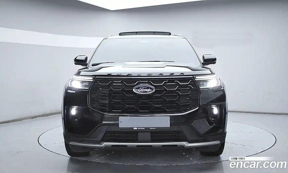 Ford Explorer 2025 2.3 Автомат в Москве № 281774, фото 3