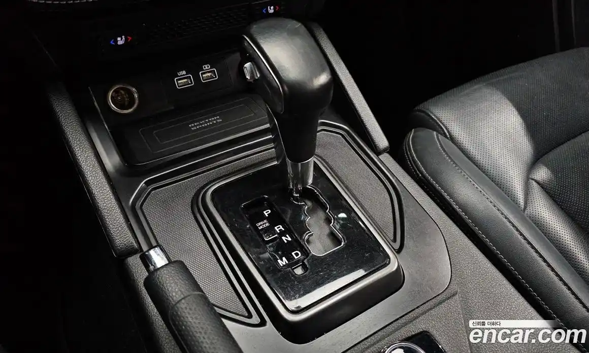 SsangYong Rexton 2022 2.2 Автомат в Москве № 28332, фото 3