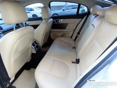 Jaguar XF 2013 2.0 Автомат в Москве № 283488, миниатюра 6