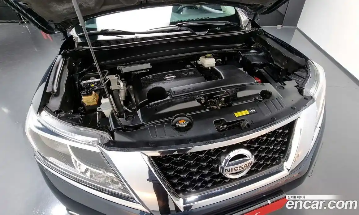 Nissan Pathfinder 2016 3.5 Автомат в Москве № 285016, фото 14
