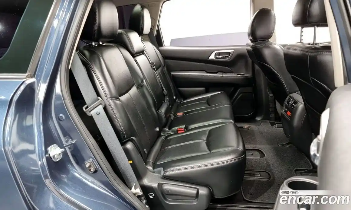 Nissan Pathfinder 2016 3.5 Автомат в Москве № 285016, фото 17