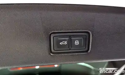 Audi Q4 e-tron 2023 0.2 Автомат в Москве № 292829, миниатюра 6