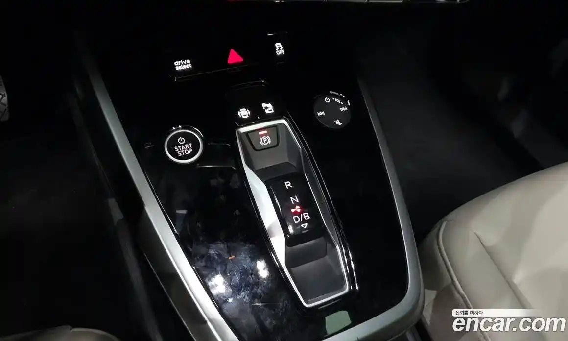 Audi Q4 e-tron 2023 0.2 Автомат в Москве № 292829, фото 7