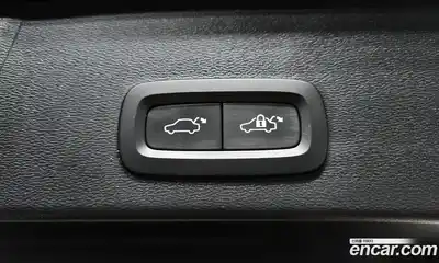 Volvo XC40 2023 2.0 Автомат в Москве № 293719, миниатюра 4