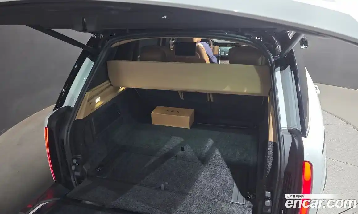 Land Rover Range-Rover 2025 4.4 Автомат в Москве № 298035, фото 15