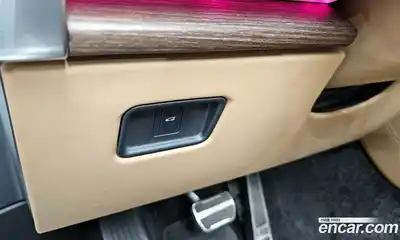 Land Rover Range-Rover 2023 4.4 Автомат в Москве № 298223, миниатюра 11