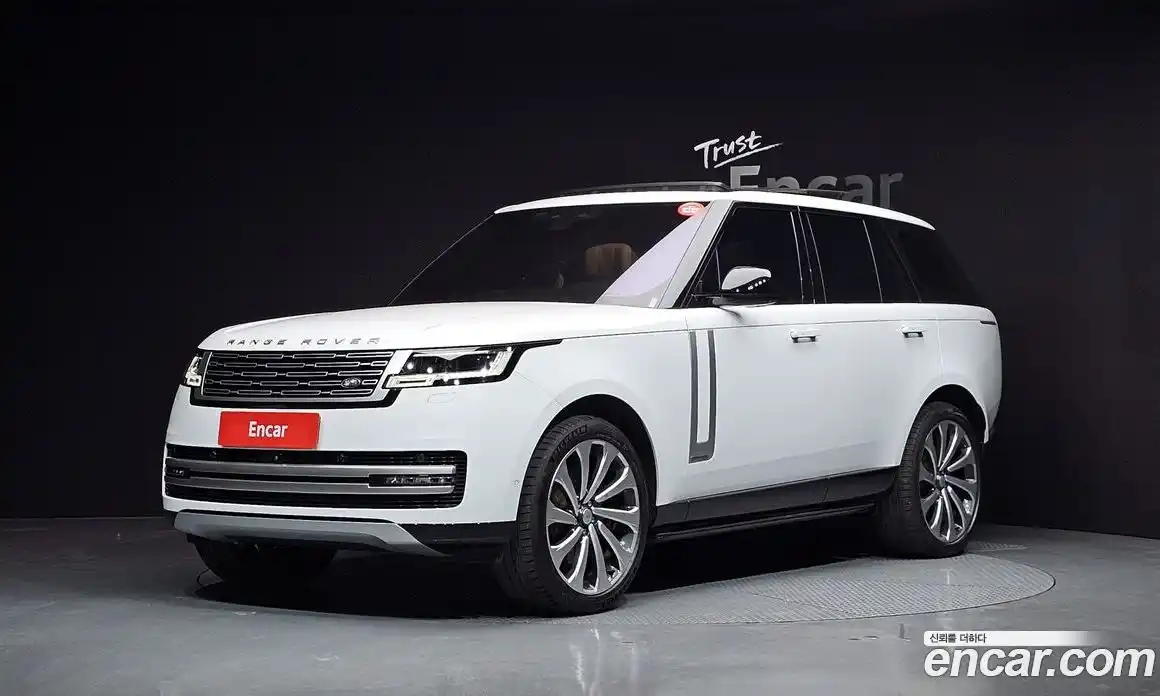 Land Rover Range-Rover 2023 4.4 Автомат в Москве № 298223, фото 20