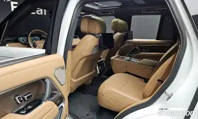 Land Rover Range-Rover 2023 4.4 Автомат в Москве № 298223, миниатюра 3