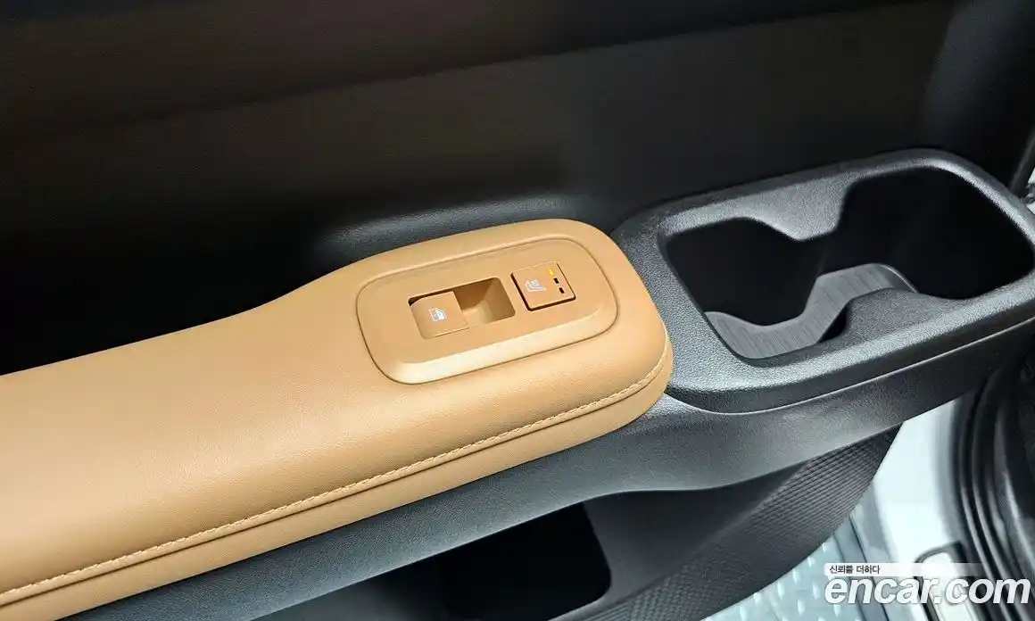 Hyundai Santa Fe 2024 1.6 Автомат в Москве № 300880, фото 3