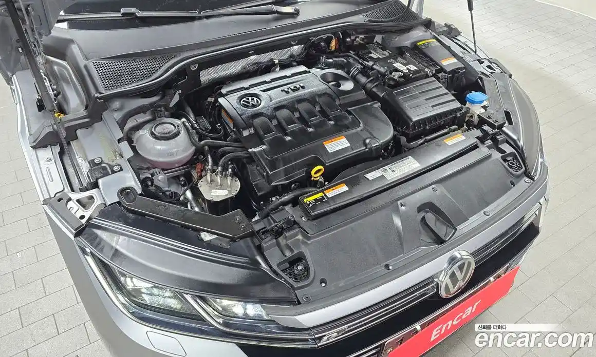 Volkswagen Arteon 2019 2.0 Автомат в Москве № 301090, фото 1