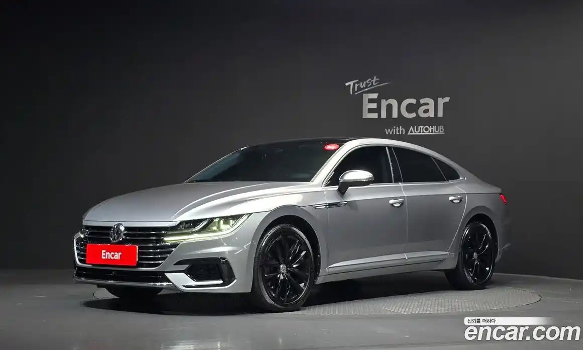 Volkswagen Arteon 2019 2.0 Автомат в Москве № 301090, фото 17