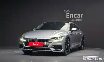 Volkswagen Arteon 2019 2.0 Автомат в Москве № 301090, миниатюра 2