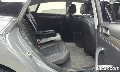 Volkswagen Arteon 2019 2.0 Автомат в Москве № 301090, миниатюра 5