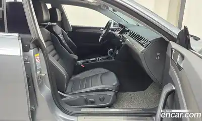 Volkswagen Arteon 2019 2.0 Автомат в Москве № 301090, миниатюра 7