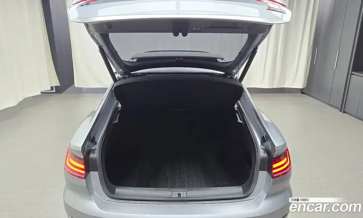 Volkswagen Arteon 2019 2.0 Автомат в Москве № 301090, фото 10