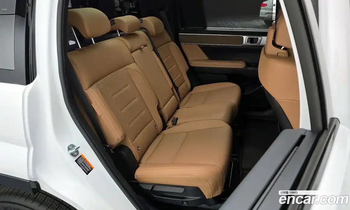 Hyundai Santa Fe 2024 1.6 Автомат в Москве № 318317, фото 14