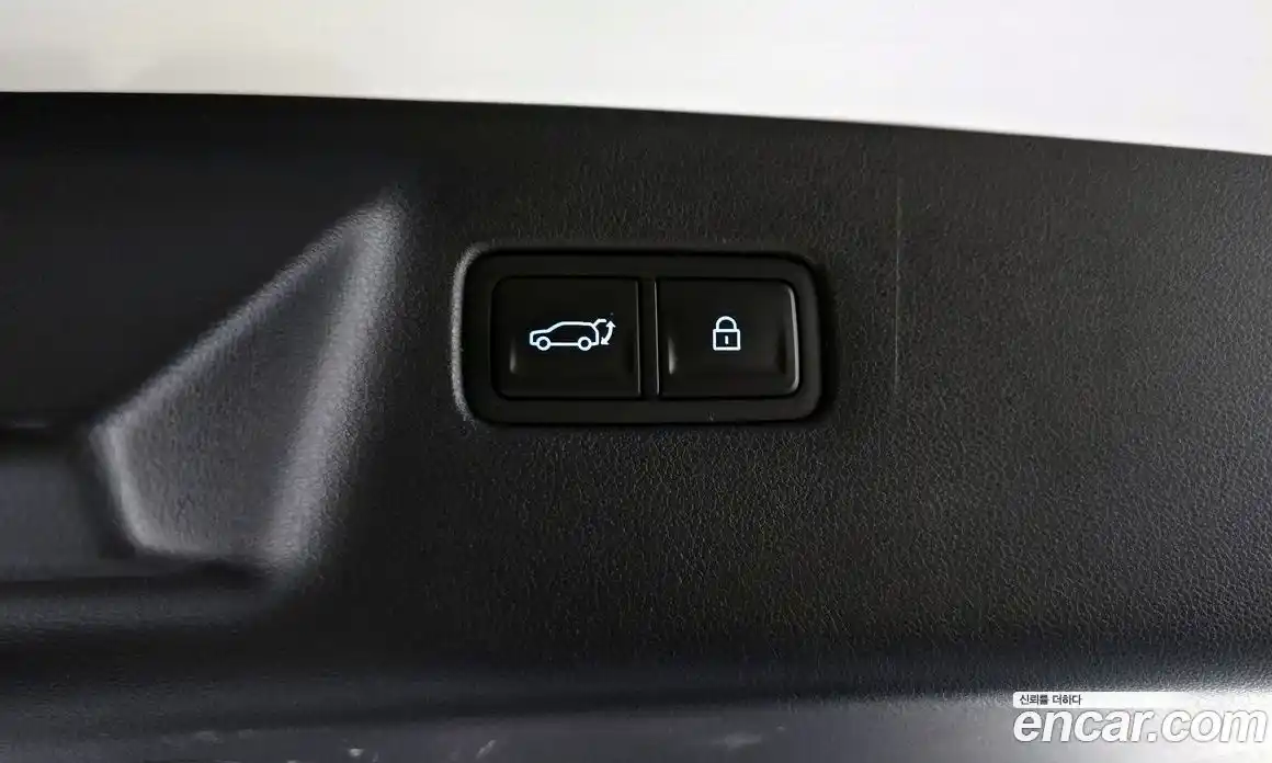 Hyundai Santa Fe 2024 1.6 Автомат в Москве № 318317, фото 16