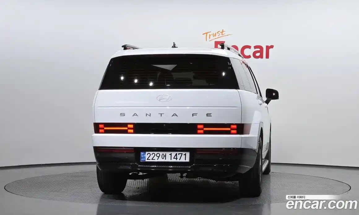 Hyundai Santa Fe 2024 1.6 Автомат в Москве № 318317, фото 3