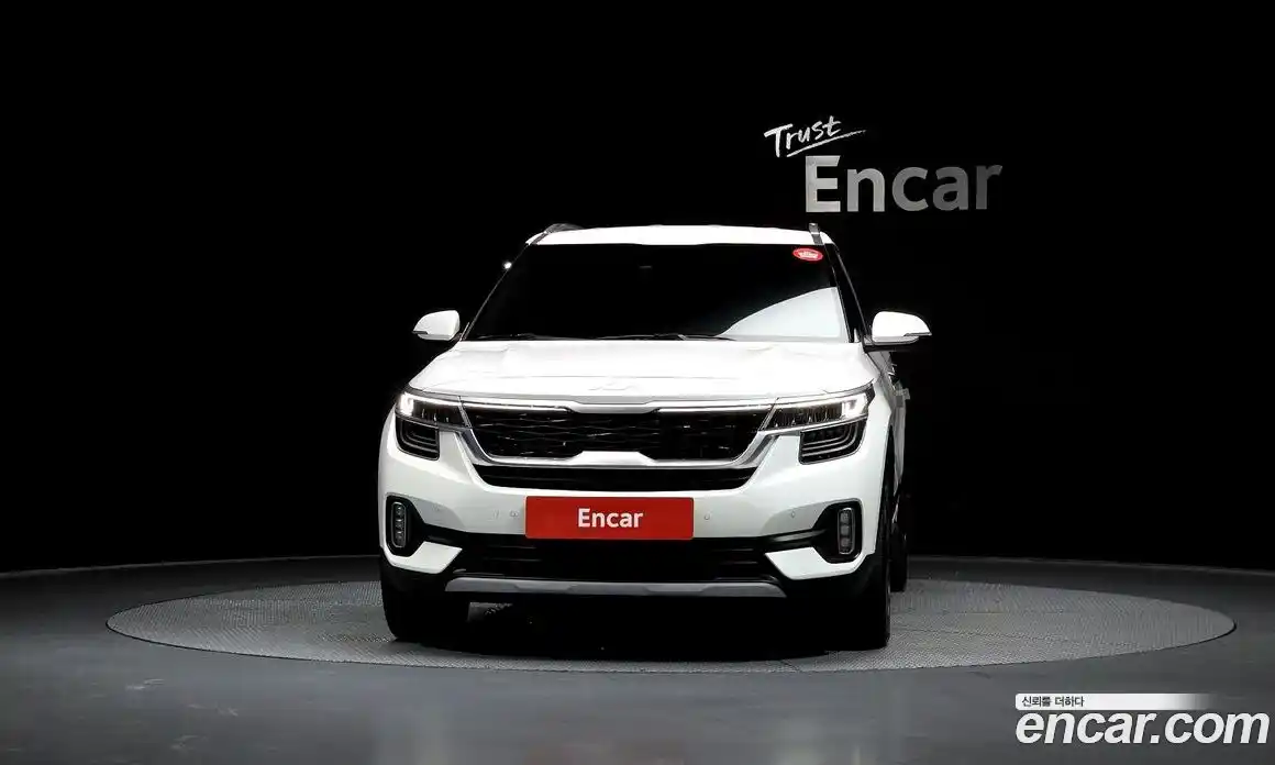 Kia Seltos 2023 1.6 Автомат в Москве № 320922, фото 14