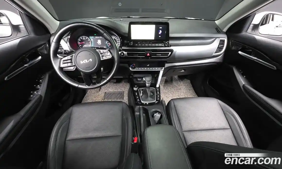 Kia Seltos 2023 1.6 Автомат в Москве № 320922, фото 16