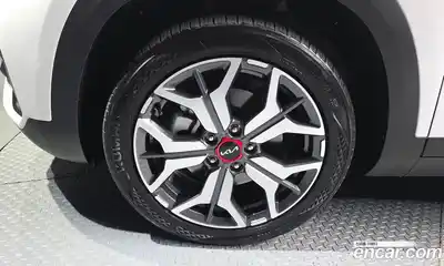 Kia Seltos 2023 1.6 Автомат в Москве № 320922, миниатюра 5