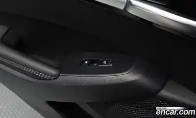 Kia Seltos 2023 1.6 Автомат в Москве № 320922, миниатюра 9