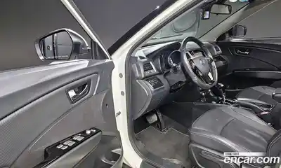 SsangYong TIBOLI 2017 1.6 Автомат в Москве № 323584, миниатюра 9