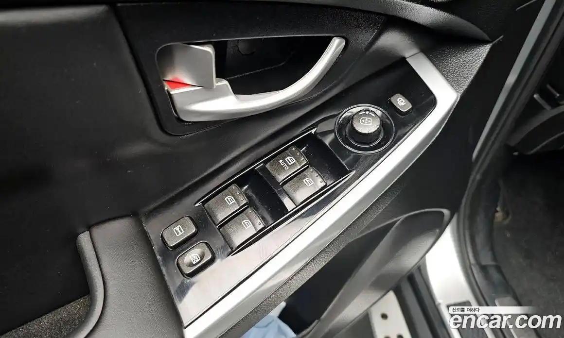 SsangYong Korando 2015 2.0 Автомат в Москве № 32689, фото 12