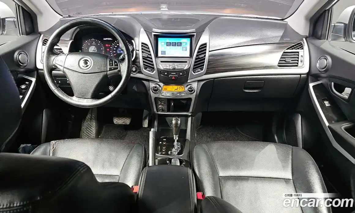 SsangYong Korando 2015 2.0 Автомат в Москве № 32689, фото 15