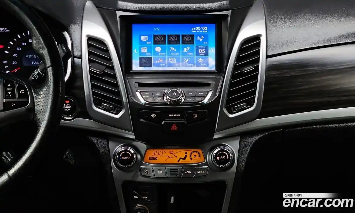 SsangYong Korando 2015 2.0 Автомат в Москве № 32689, фото 9