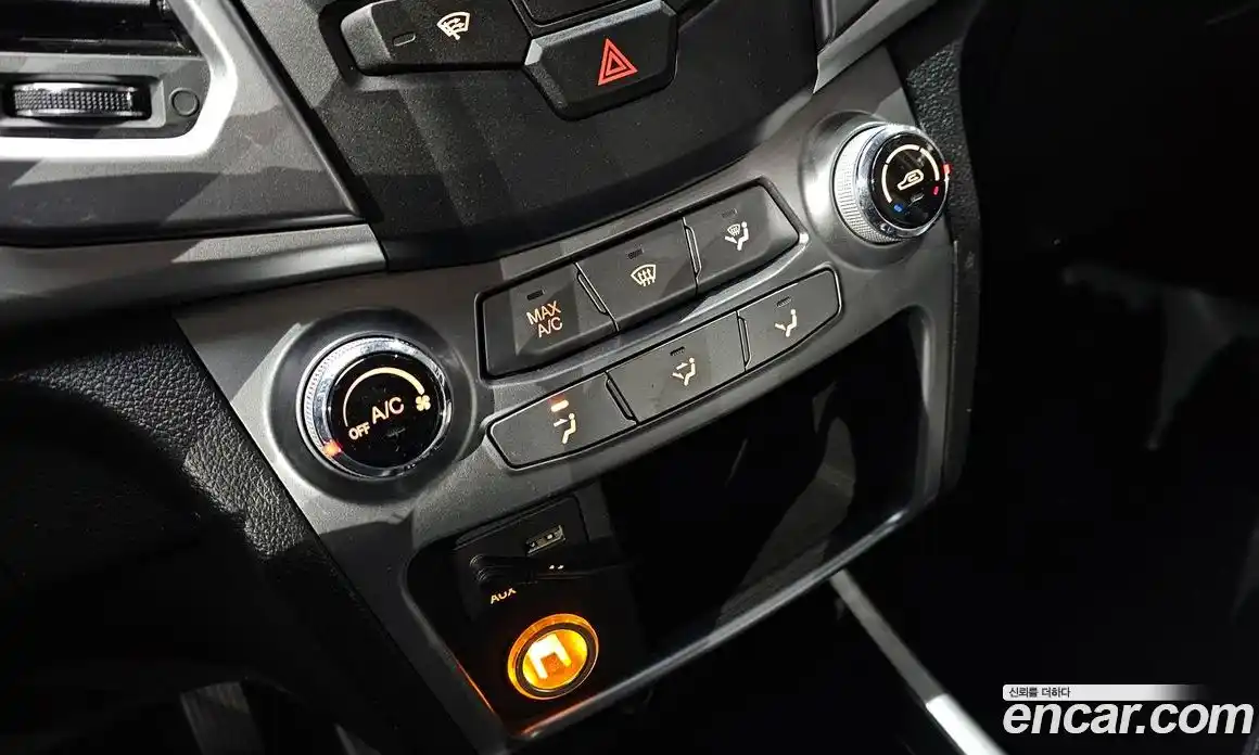 SsangYong Korando 2016 2.2 Автомат в Москве № 33440, фото 9