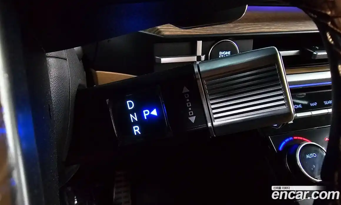 Hyundai Santa Fe 2024 1.6 Автомат в Москве № 336132, фото 16