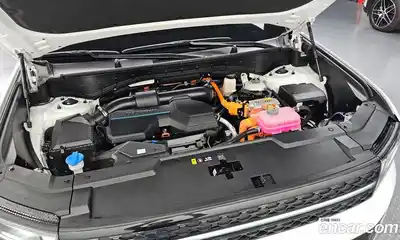 Hyundai Santa Fe 2024 1.6 Автомат в Москве № 336132, миниатюра 5