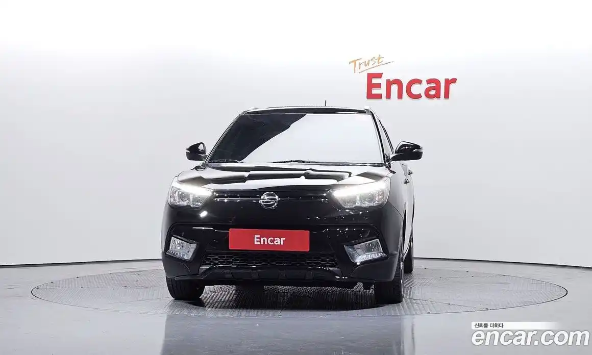 SsangYong TIBOLI 2016 1.6 Автомат в Москве № 341840, фото 1